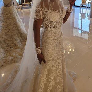 Size 4 -Elegant Lace Mermaid Wedding Dresses Sweet Heart Neckline Slim Open Back